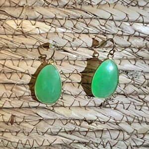Green teardrop faceted dangle earrings vintage style